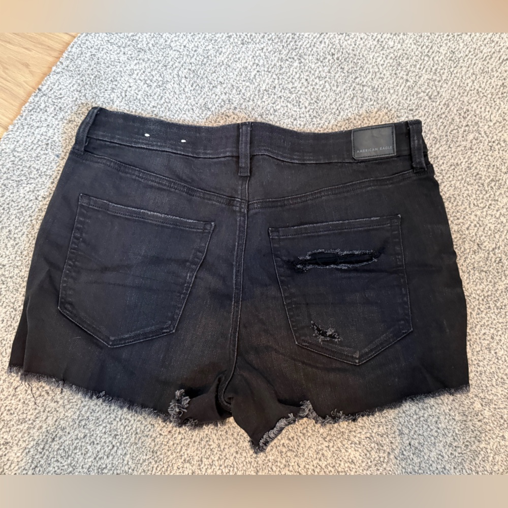 American Eagle Outfitters Black Distressed Shorts - Picture 3 of 5